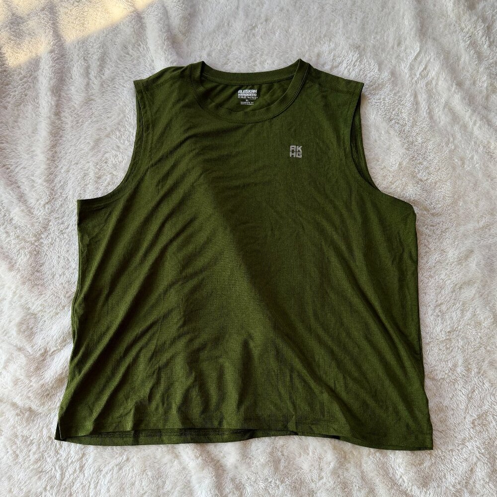 Duluth Trading Co Tank Top